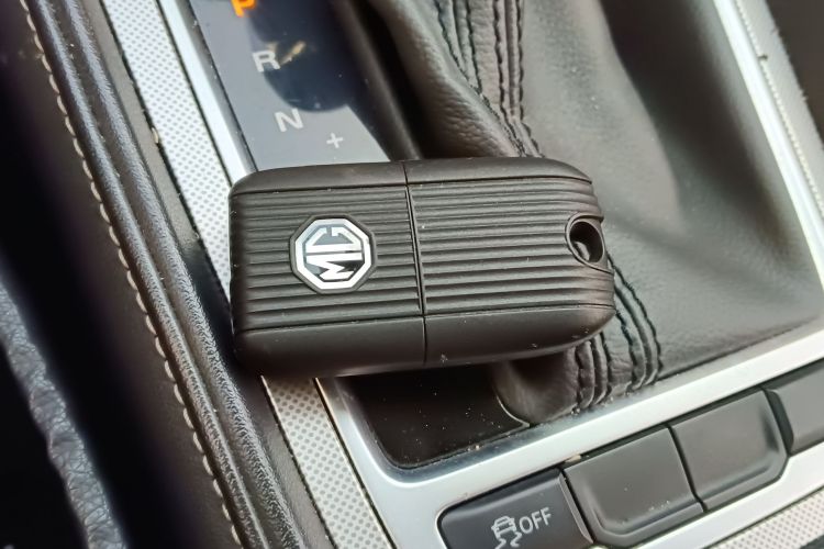 名爵 MG6 2017款 20T 自动豪华智联版 国V中控内饰7001