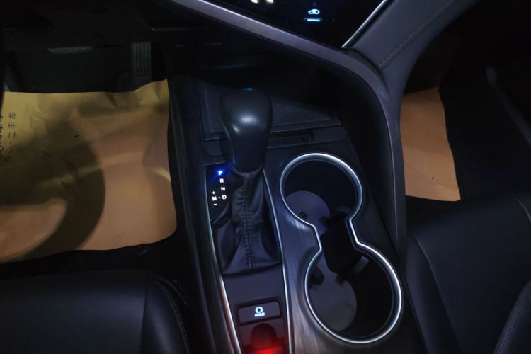 丰田 凯美瑞 2021款 2.0G 豪华版局部细节18