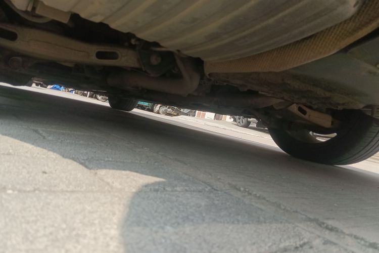 捷豹XE 2017款 2.0T 200PS R-Sport局部细节9003