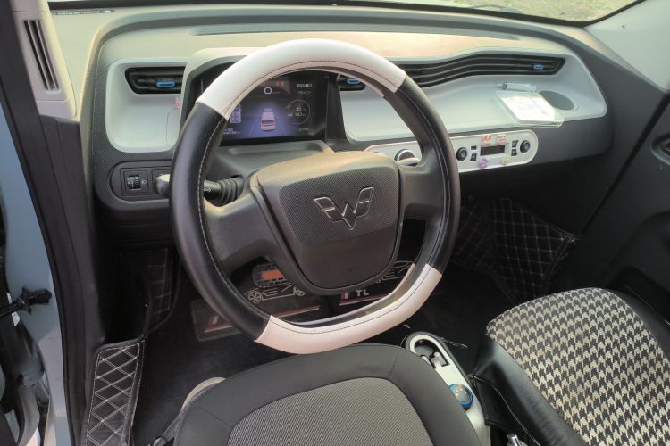 五菱汽车 宏光MINIEV 2022款 悦享款 磷酸铁锂中控内饰12