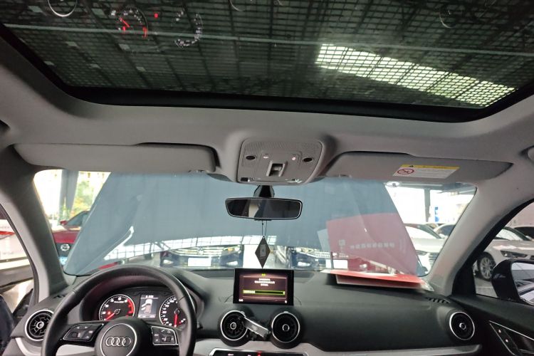 奥迪Q2L 2020款 35 TFSI 进取动感型中控内饰22