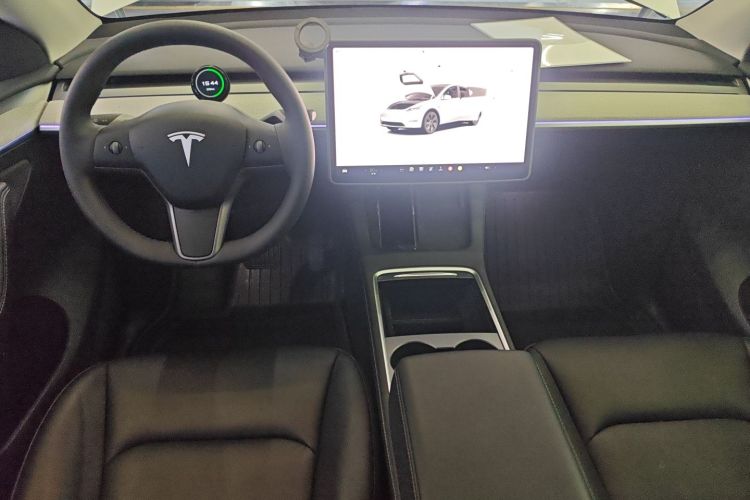 特斯拉 Model Y 2023款 长续航全轮驱动版中控内饰12