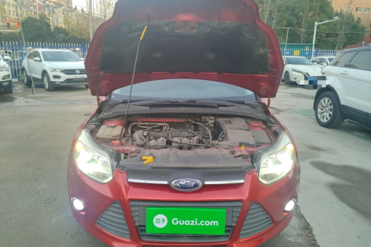 福特 福克斯 2012款 两厢 1.6L 自动风尚型机舱底盘24