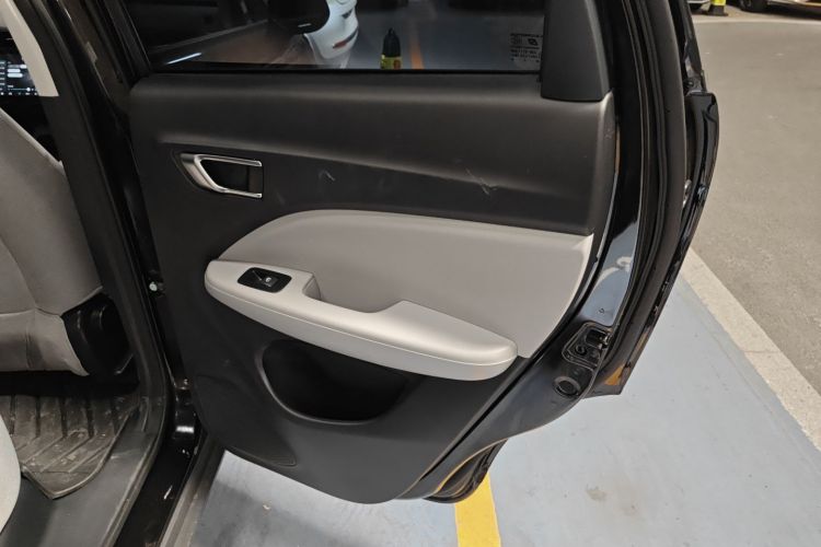 零跑汽车 零跑T03 2022款 皓玉版中控内饰7006