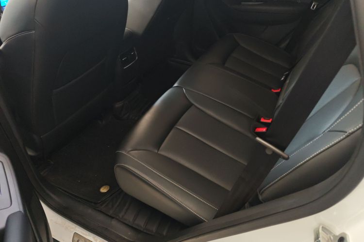 荣威RX5 2020款 20T 自动Ali智联网超越智臻版中控内饰7004