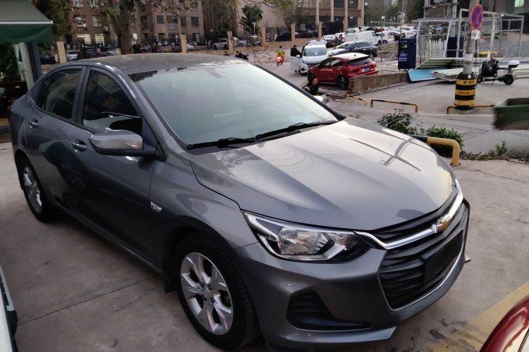 雪佛兰 科沃兹 2020款 325T 自动欣悦版车身外观3