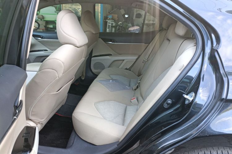 丰田 凯美瑞 2021款 2.0E 精英版中控内饰21