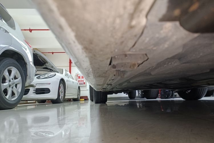 奔驰A级 2022款 改款三 A 200 L 运动轿车时尚型局部细节9001