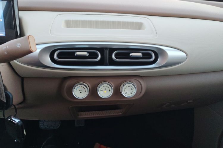 五菱汽车 宏光MINIEV 2025款 四门版 进阶款局部细节16