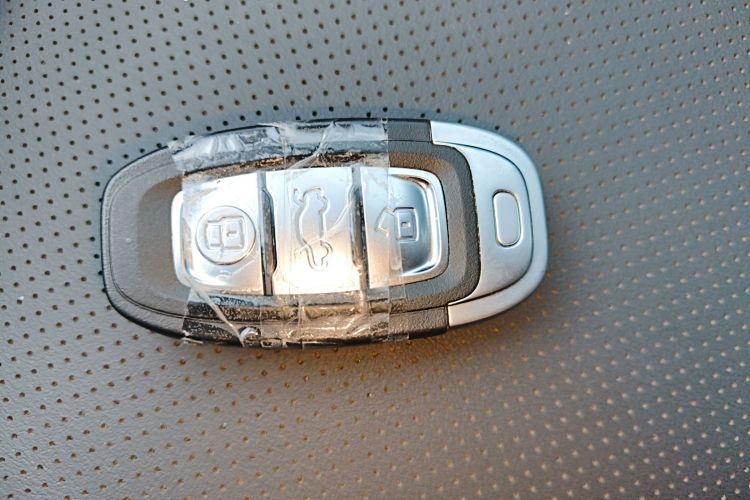 红旗E-QM5 2023款 改款 基础出行版中控内饰11