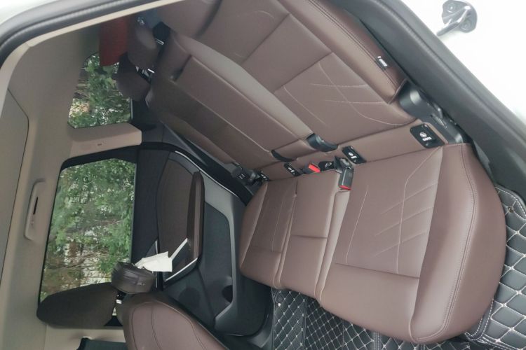 宝马X1 2023款 sDrive25Li X设计套装中控内饰7004