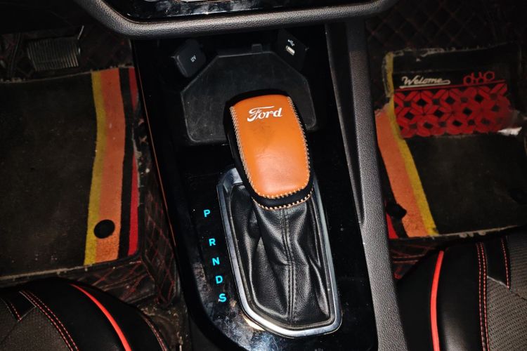 福特 福睿斯 2021款 1.5L 自动钻石版中控内饰18