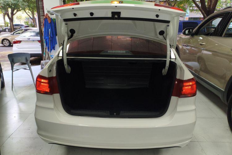 大众 桑塔纳 2019款 1.5L 自动风尚版 国VI局部细节23