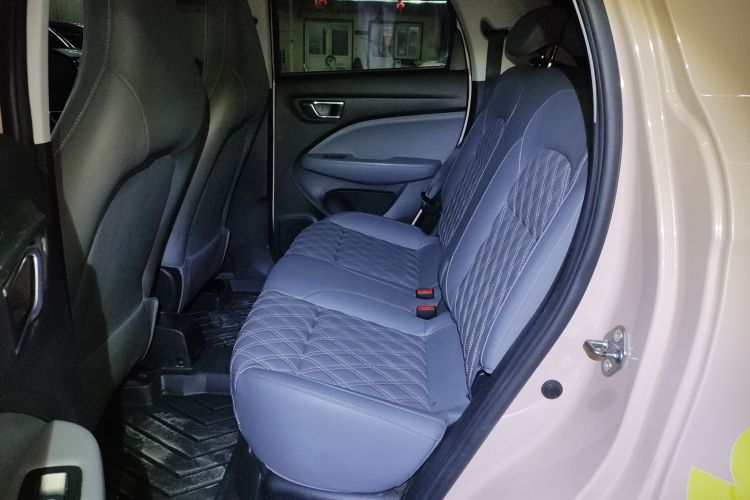 零跑汽车 零跑T03 2021款 400舒享版中控内饰21