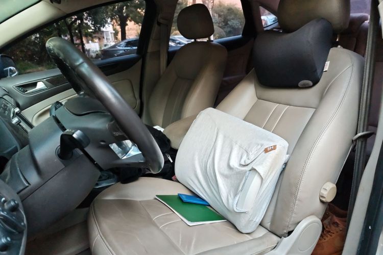 福特 蒙迪欧-致胜 2011款 2.0L GTDi200时尚型中控内饰19