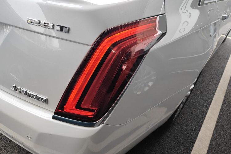 凯迪拉克CT6 2017款 28T 豪华型车身外观6006