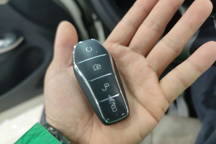 比亚迪 海豚 2023款 420km 自由版中控内饰11