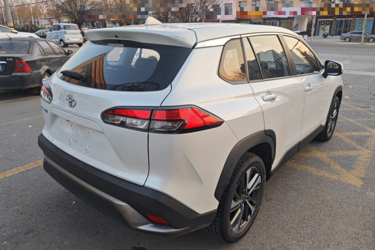 丰田 锋兰达 2022款 2.0L CVT豪华PLUS版车身外观7