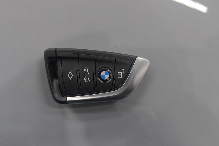 宝马4系 2024款 430i M运动曜夜套装中控内饰11