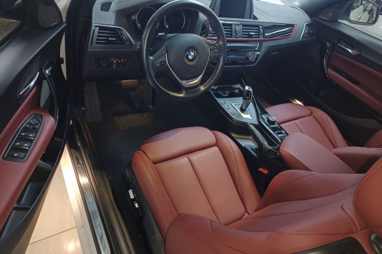 宝马2系(进口) 2019款 225i 敞篷轿跑车 运动设计套装中控内饰20