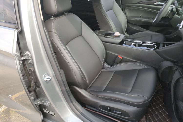 别克 君威 2024款 25T 超享版局部细节41