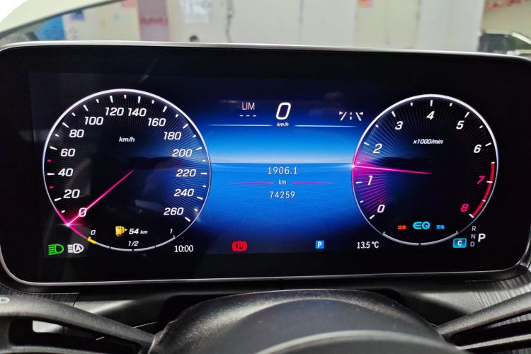 奔驰C级 2022款 C 200 L 运动版中控内饰14