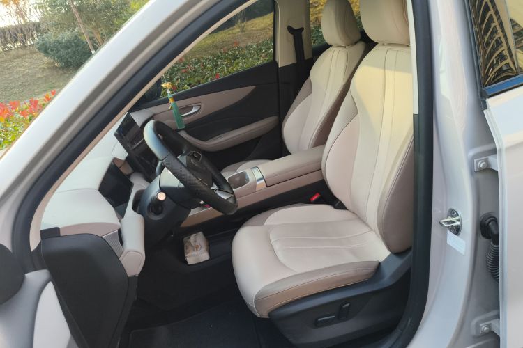 名爵 MG ES5 2025款 525max 后驱智驾版中控内饰19