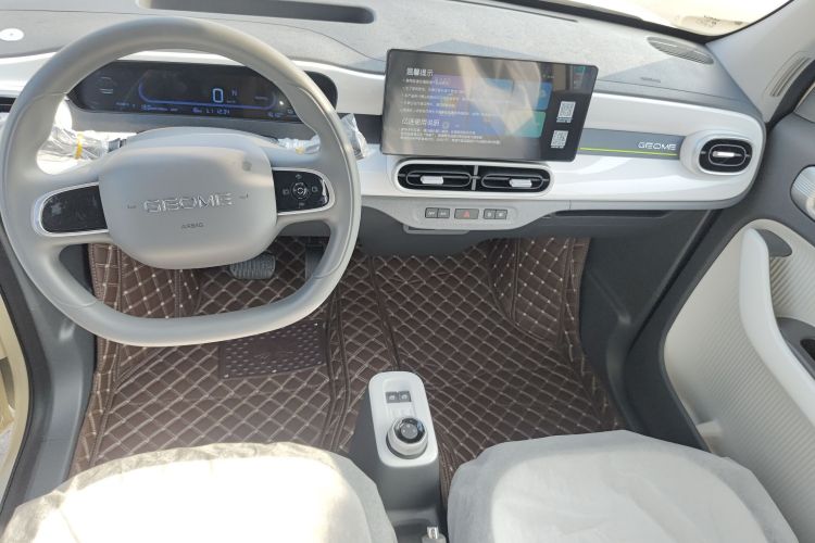 吉利银河 熊猫 2025款 210km 元气熊局部细节16