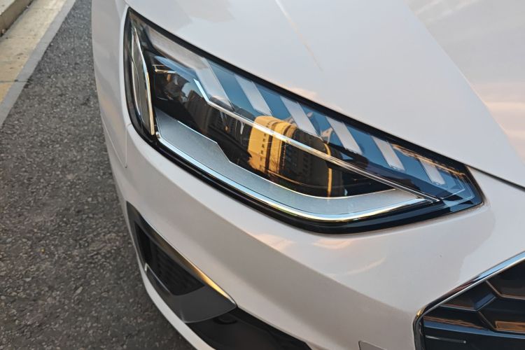 奥迪A4L 2022款 40 TFSI 时尚动感型车身外观8