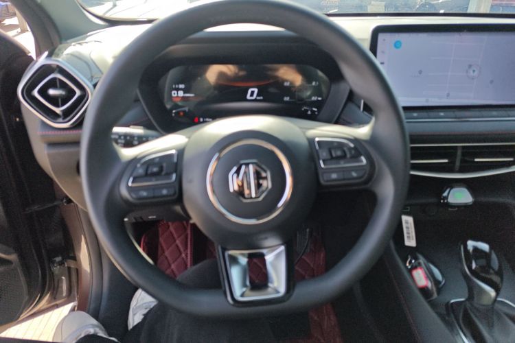 名爵 MG5 2025款 180DVVT 全球豪华版中控内饰13