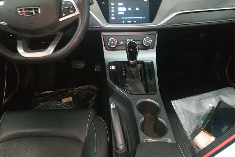 吉利汽车 帝豪 2021款 UP 1.5L CVT舒适型中控内饰18