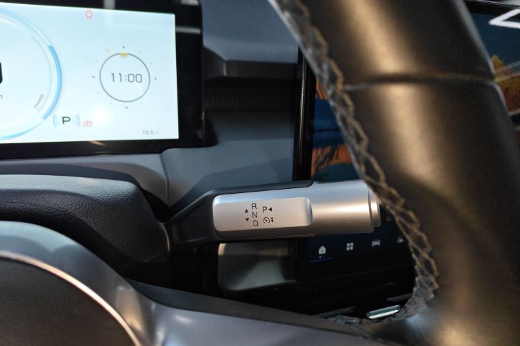 埃安 AION Y 2023款 Younger 星耀版中控内饰18