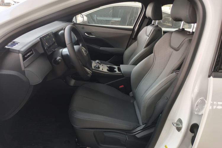 比亚迪 秦PLUS 2025款 DM-i 智驾版 55KM领先型中控内饰19