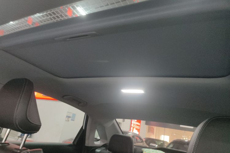 吉利汽车 帝豪 2023款 第4代冠军版 1.5L CVT尊贵型中控内饰22