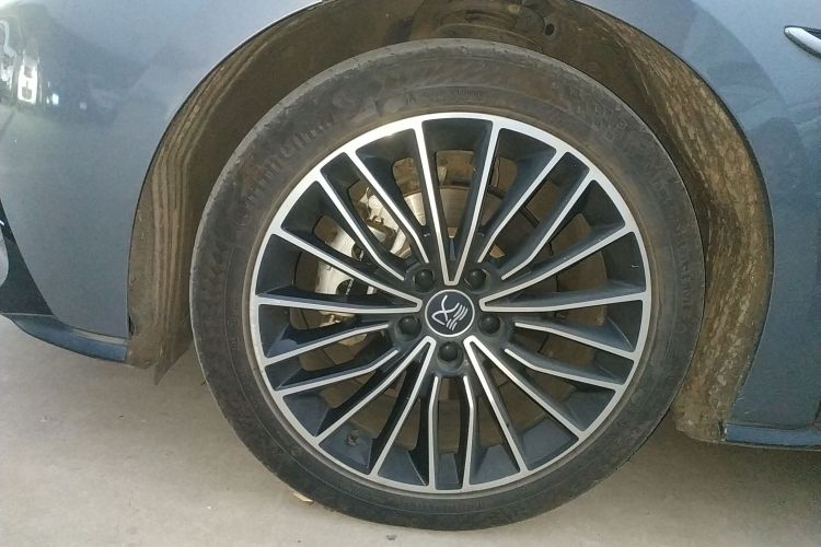 比亚迪 汉 2021款 EV 标准续航版豪华型车身外观6007