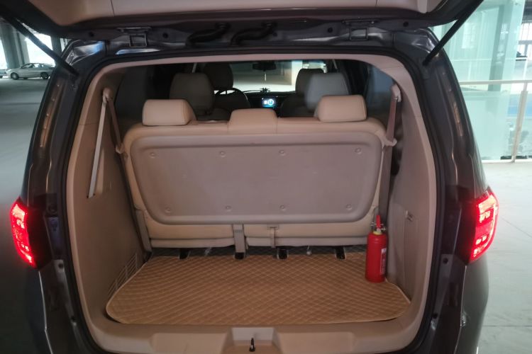 别克GL8 2018款 28T 舒适型 国VI机舱底盘23