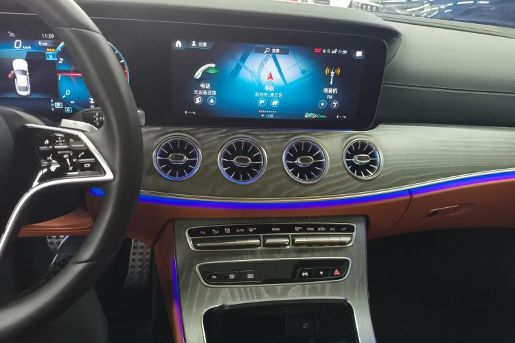 奔驰CLS 2023款 CLS 300 豪华型中控内饰16