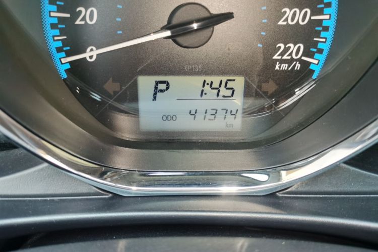 丰田 YARiS L 致炫 2016款 改款 1.5E CVT魅动版中控内饰15