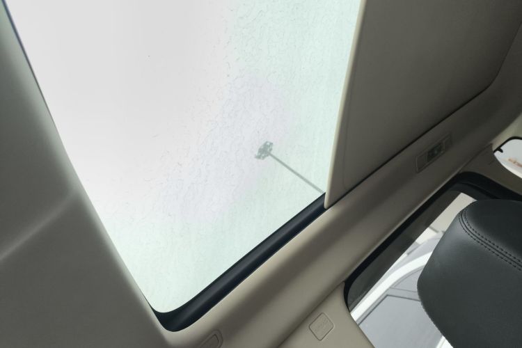 路虎 揽胜极光(进口) 2015款 2.0T 5门耀享版局部细节22