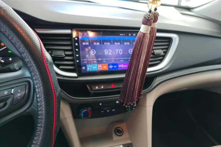 别克 英朗 2017款 15N 手动精英型中控内饰16