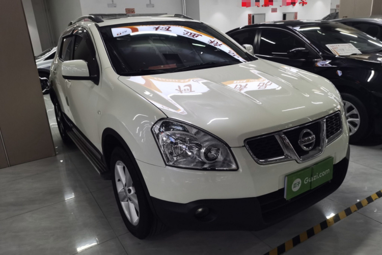 日产 逍客 2015款 2.0XL 酷火 CVT 2WD车身外观3