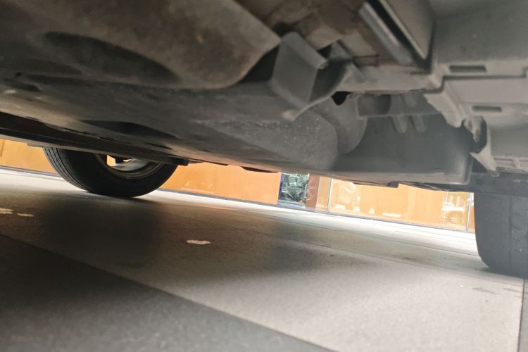 雷克萨斯ES 2020款 200 卓越版局部细节9003