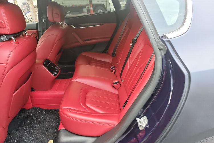 玛莎拉蒂 总裁 2017款 3.0T 标准型中控内饰21