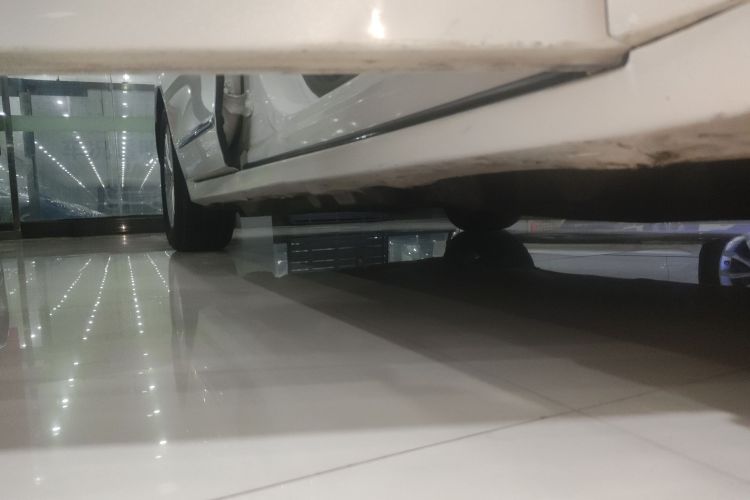 福特 金牛座 2017款 改款 EcoBoost 245 时尚型局部细节9001