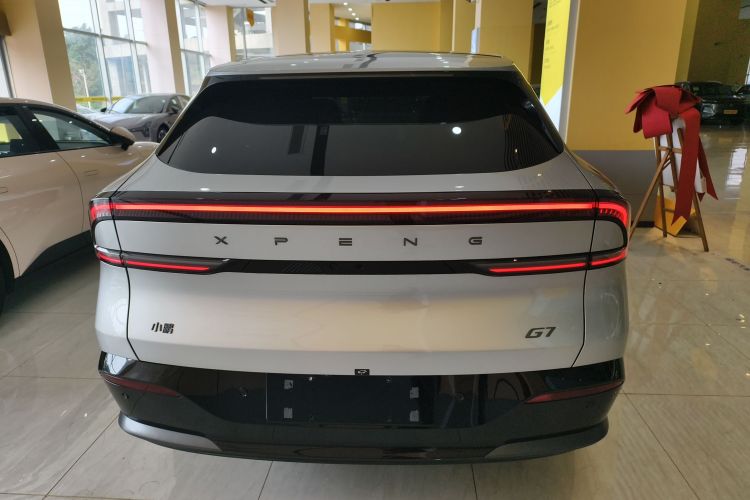 小鹏G7 2025款 702 超长续航 Max车身外观6