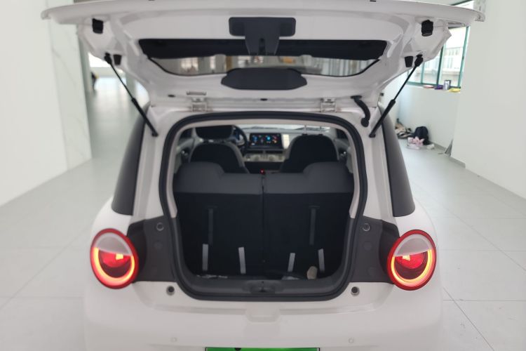 长安启源 长安Lumin 2022款 210km 香甜款机舱底盘23