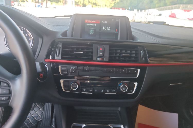 宝马2系(进口) 2019款 225i 运动设计套装中控内饰16