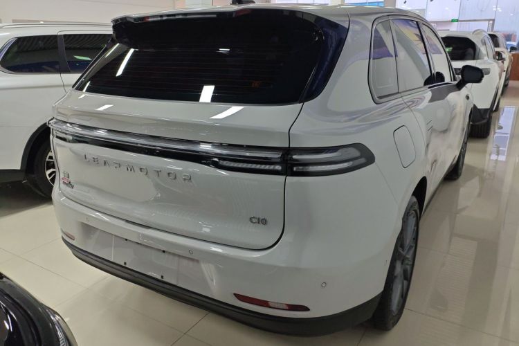 零跑汽车 零跑C10 2024款 210智享版车身外观7