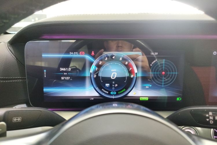 奔驰E级(进口) 2020款 E 260 4MATIC 轿跑车局部细节14