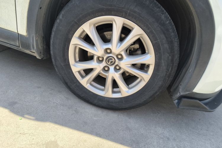 马自达CX-4 2016款 2.0L 自动两驱蓝天品位版车身外观10